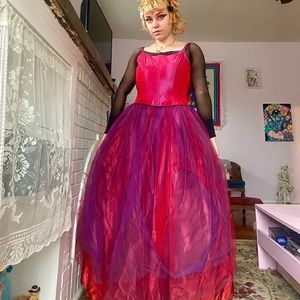 Dreamy fuchsia and purple Jessica McClintock GUNNE SAX dress